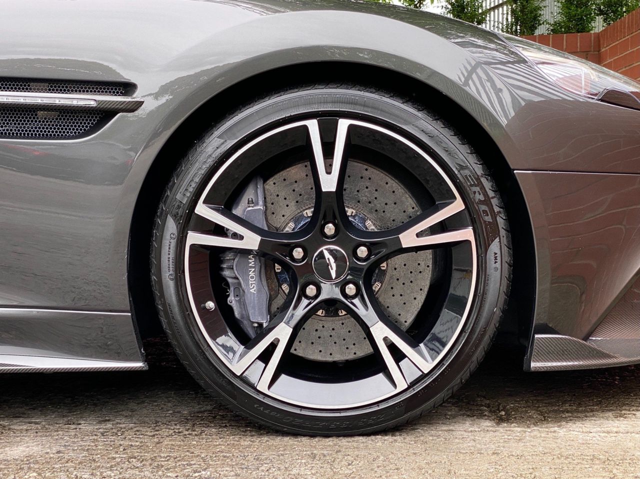 2018 18 ASTON MARTIN VANQUISH 6.0 V12 S T-TronIII 2dr (2+2)
