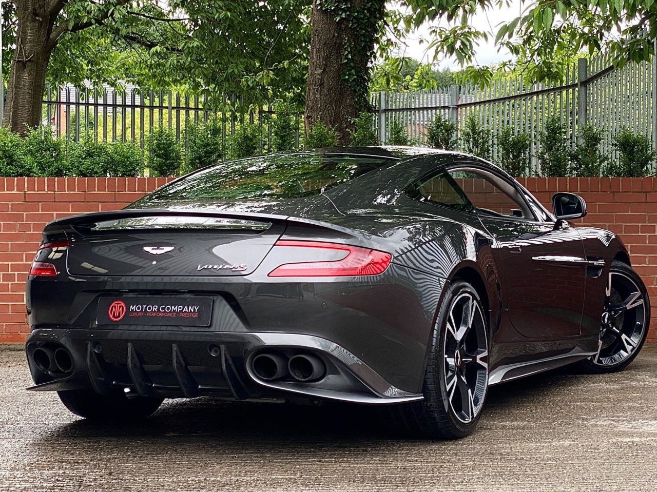 2018 18 ASTON MARTIN VANQUISH 6.0 V12 S T-TronIII 2dr (2+2)