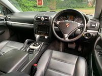 USED 2006 56 PORSCHE CAYENNE 3.2 V6 TIPTRONIC 5d 250 BHP PORSCHE CAYENNE 3.2 V6 TIP-TRONIC AUTOMATIC 5DR - FULL GREY LEATHER - FULL SERVICE HISTORY - 3 FORMER KEEPERS