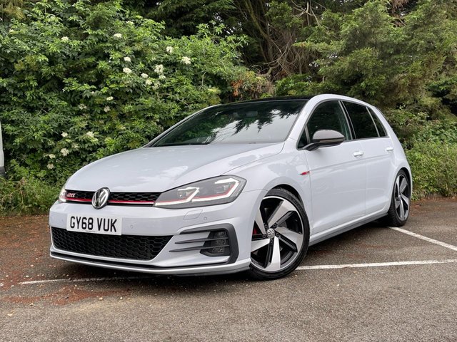 View our VOLKSWAGEN GOLF