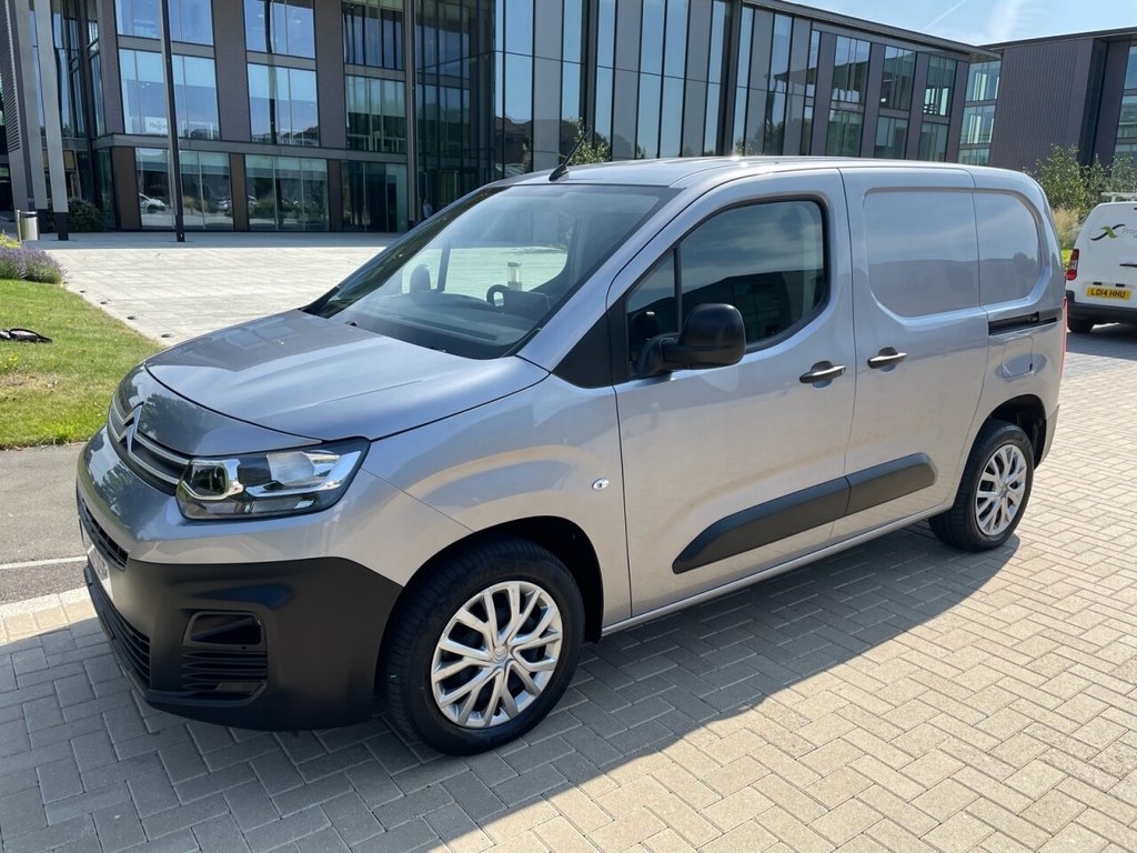 View our CITROEN BERLINGO