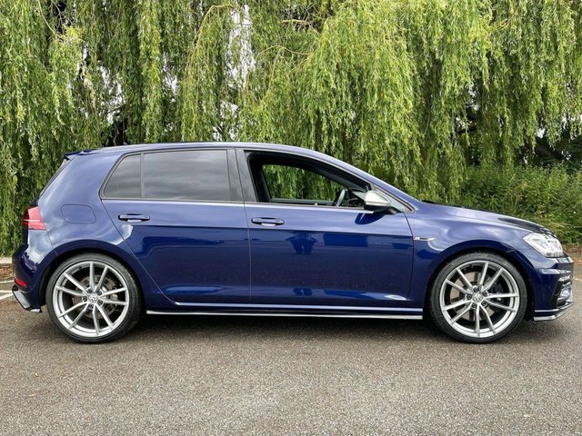 View our VOLKSWAGEN GOLF