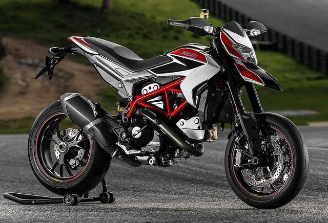 2013 63 Ducati Hypermotard 821cc HYPERMOTARD SP 