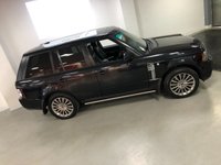 USED 2011 X LAND ROVER RANGE ROVER 4.4 TDV8 AUTOBIOGRAPHY 5d 313 BHP * PRIVACY GLASS * CLIMATE  CONTROL * PARKING SENSORS * NAVIGATION MEDIA * 20 INCH ALLOY WHEELS * MOT JAN 22 * 2 KEYS *