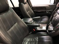 USED 2011 X LAND ROVER RANGE ROVER 4.4 TDV8 AUTOBIOGRAPHY 5d 313 BHP * PRIVACY GLASS * CLIMATE  CONTROL * PARKING SENSORS * NAVIGATION MEDIA * 20 INCH ALLOY WHEELS * MOT JAN 22 * 2 KEYS *