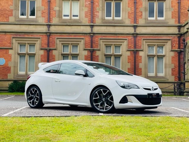 2016 J Vauxhall Astra 2.0 VXR 3d 276 BHP