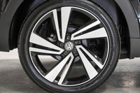 USED 2019 19 VOLKSWAGEN T-CROSS 1.0 R-LINE TSI 5d 114 BHP 