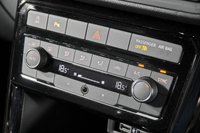 USED 2019 19 VOLKSWAGEN T-CROSS 1.0 R-LINE TSI 5d 114 BHP 