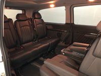 USED 2015 15 MERCEDES-BENZ VIANO 2.1 AMBIENTE CDI BLUEEFFICENCY  5d 163 BHP * EXTRA LONG * REAR TABLES * LOW MILES *  BI-XENON HEADLAMPS WITH CORNERING FUNCTION *