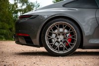 USED 2019 19 PORSCHE 911 3.0 CARRERA S PDK 2d 444 BHP SPORTS DESIGN PACK/SPORTS EXHAUST/SUNROOF/BOSE/SPYDER DESIGN WHEELS
