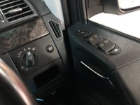 USED 2012 62 MERCEDES-BENZ VIANO 2.1 AMBIENTE CDI BLUEEFFICENCY  5d 163 BHP * CLIMATE * PRIVACY * 8 SEATS * NAVIGATION * ALLOY WHEELS *