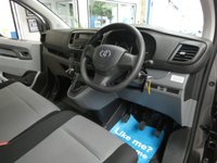 USED 2018 18 TOYOTA PROACE VERSO 1.6 D-4D L1 COMBI 5d 114 BHP 9 SEATS 1 OWNER FSH