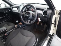 USED 2014 63 MINI COUPE 1.6 COOPER 2d 120 BHP WHITE COOPER COUPE WITH PEPPERPACK AND TWIN SPOKE ALLOY WHEELS AS FITTED FACTORY EXTRAS PLUS FULL BLUETOOTH PHONE WITH USB AUDIO THIS CAR IS QUITE SPECIAL
