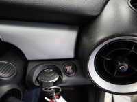 USED 2014 63 MINI COUPE 1.6 COOPER 2d 120 BHP WHITE COOPER COUPE WITH PEPPERPACK AND TWIN SPOKE ALLOY WHEELS AS FITTED FACTORY EXTRAS PLUS FULL BLUETOOTH PHONE WITH USB AUDIO THIS CAR IS QUITE SPECIAL