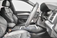 USED 2017 67 AUDI Q5 2.0 TDI QUATTRO S LINE 5d 188 BHP 
