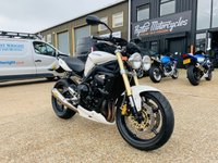 USED 2008 57 TRIUMPH STREET TRIPLE 675 675cc ONE OWNER,WITH ARROW RACE EXHAUST