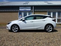 USED 2016 57 VAUXHALL ASTRA 1.4 SRI NAV S/S 5d 148 BHP www.suffolkcarcentre.co.uk - Located a Reydon