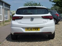 USED 2016 57 VAUXHALL ASTRA 1.4 SRI NAV S/S 5d 148 BHP www.suffolkcarcentre.co.uk - Located a Reydon