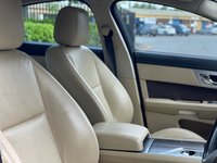 USED 2012 04 JAGUAR XF 2.2 D LUXURY 4d 190 BHP 