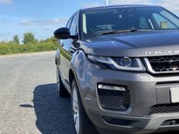 USED 2015 65 LAND ROVER RANGE ROVER EVOQUE 2.0 TD4 SE TECH 5d 177 BHP 4WD AUTO Black Pack Sat Nav Leather