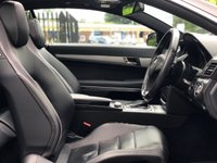 USED 2010 60 MERCEDES-BENZ E-CLASS 2.1 E250 CDI BLUEEFFICIENCY SPORT 2d 204 BHP VERY WELL MAINTAINED+ALL THE EXTRAS