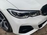 USED 2019 69 BMW 3 SERIES 2.0 320D M SPORT 4d 188 BHP STUNNING (NEW SHAPE) HUGE SPECIFICATION BMW 320 D M/SPORT AUTOMATIC - FINISHED IN FROZEN BRILLIANT WHITE WITH FULL BLACK LEATHER INTERIOR