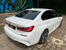 USED 2019 69 BMW 3 SERIES 2.0 320D M SPORT 4d 188 BHP STUNNING (NEW SHAPE) HUGE SPECIFICATION BMW 320 D M/SPORT AUTOMATIC - FINISHED IN FROZEN BRILLIANT WHITE WITH FULL BLACK LEATHER INTERIOR