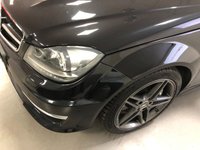 USED 2012 S MERCEDES-BENZ C CLASS 6.2 C63 AMG EDITION 125 2d 457 BHP * PAN ROOF * CLIMATE CONTROL * PARKING SENSORS * NAVIGATION SYSTEM * 18 INCH ALLOY WHEELS * 2 KEYS * LOW MILEAGE *