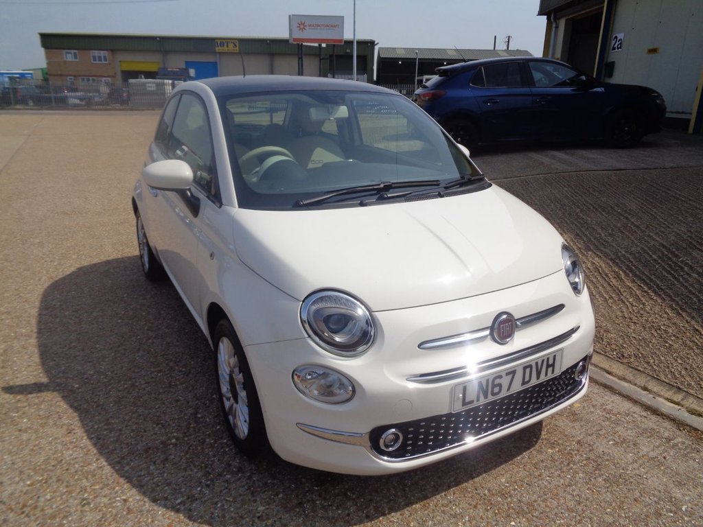 2017 Fiat 500 Lounge 7 995