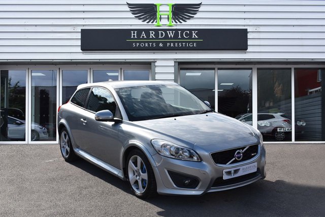 2011 61 Volvo C30 2.5 T5 R-DESIGN 3d 230 BHP