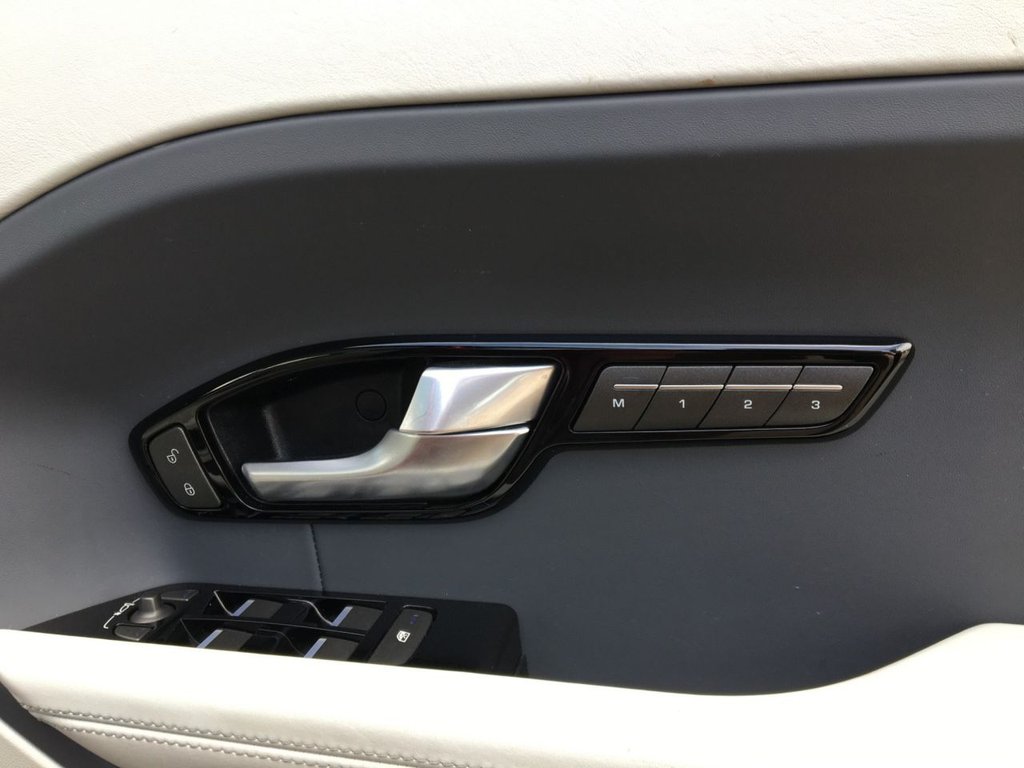 USED 2014 63 LAND ROVER RANGE ROVER EVOQUE 2.2 SD4 PRESTIGE 5d 190 BHP AUTO 