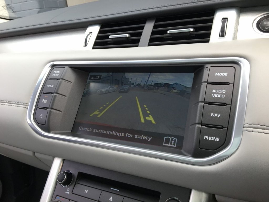 USED 2014 63 LAND ROVER RANGE ROVER EVOQUE 2.2 SD4 PRESTIGE 5d 190 BHP AUTO 