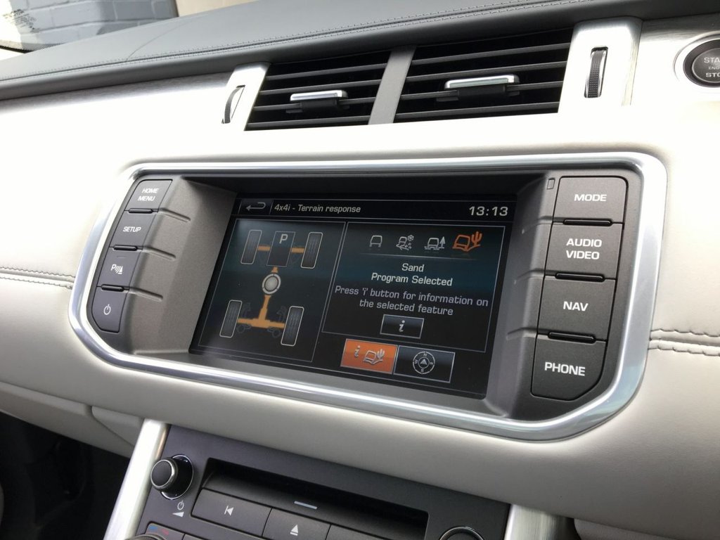 USED 2014 63 LAND ROVER RANGE ROVER EVOQUE 2.2 SD4 PRESTIGE 5d 190 BHP AUTO 