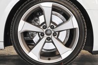USED 2019 19 AUDI A4 2.0 AVANT TFSI BLACK EDITION 5d 188 BHP 