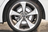 USED 2019 19 AUDI A4 2.0 AVANT TFSI BLACK EDITION 5d 188 BHP 