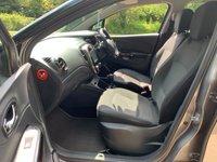 USED 2016 65 RENAULT CAPTUR 1.5 DYNAMIQUE NAV DCI 5d 90 BHP CAPTUR DYNAMIQUE DCi - DIESEL - AUTOMATIC - LOW MILEAGE - 1 FORMER KEEPER - SERVICE HISTORY