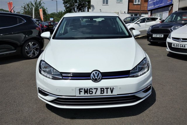 View our VOLKSWAGEN GOLF