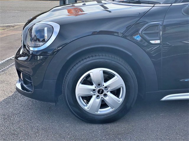 View our MINI COUNTRYMAN