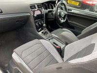 USED 2017 10 VOLKSWAGEN GOLF 2.0 R-LINE TDI BLUEMOTION TECHNOLOGY 3d 148 BHP 