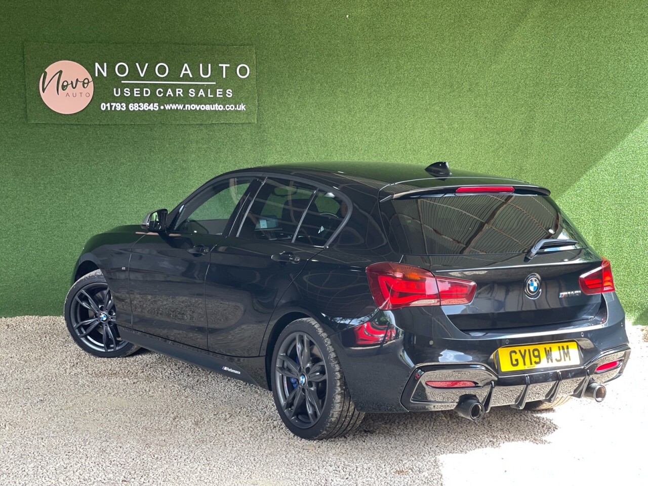 19 Bmw 1 Series M140i Shadow Edition 26 990