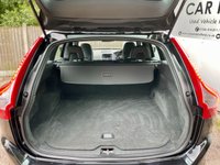 USED 2015 15 VOLVO XC60 2.0 D4 R-DESIGN 5d 188 BHP ESTATE