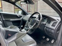 USED 2015 15 VOLVO XC60 2.0 D4 R-DESIGN 5d 188 BHP ESTATE