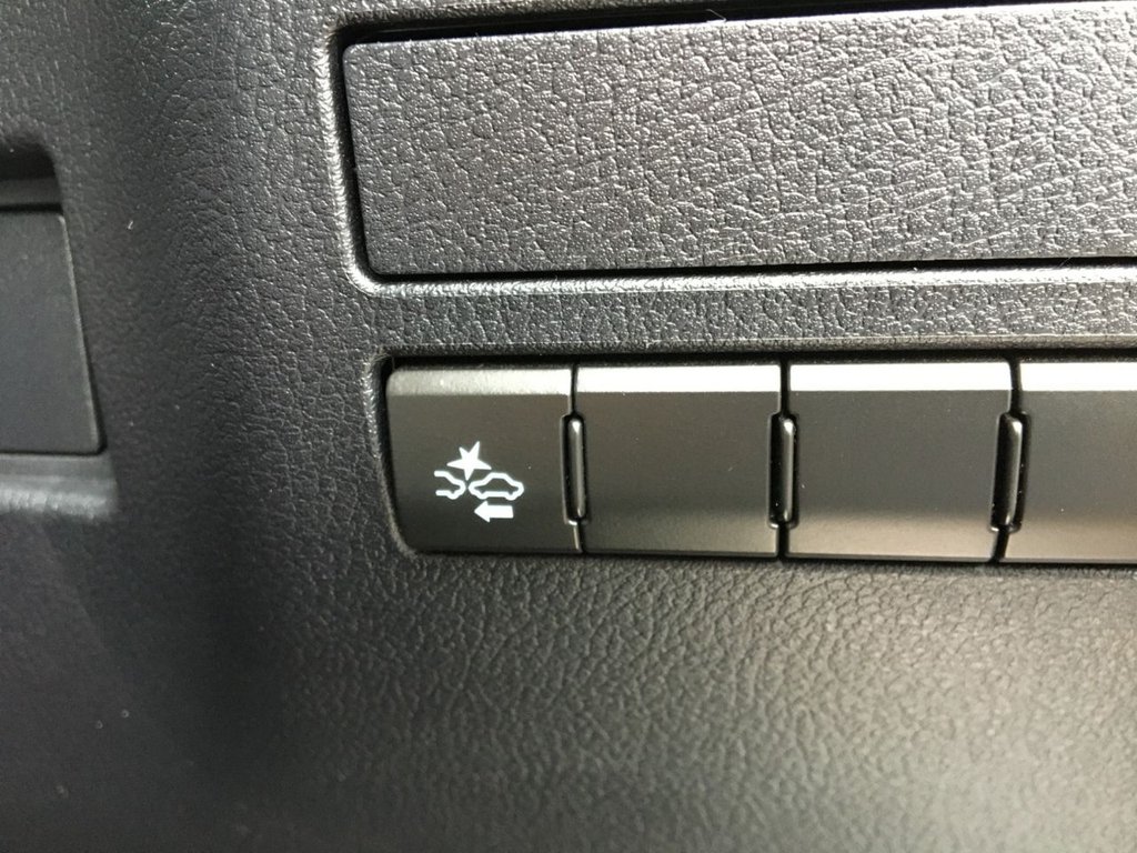 USED 2017 17 LEXUS NX 2.5 300H SPORT 5d 153 BHP 