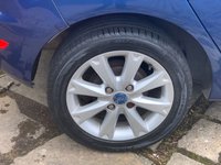 USED 2009 59 FORD FIESTA 1.4 ZETEC 16V 5d 96 BHP * PART EXCHANGE TO CLEAR - VERY LOW MILEAGE HAVING COVERED ONLY 45,449 MILES - MOT JAN 2022 - ZETEC 1.4 - IDEAL 1ST CAR