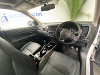 USED 2017 17 MITSUBISHI OUTLANDER 2.3 DI-D 4 5d 147 BHP SAT NAV LEATHER SUNROOF VAT Q
