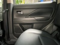 USED 2017 17 MITSUBISHI OUTLANDER 2.3 DI-D 4 5d 147 BHP SAT NAV LEATHER SUNROOF VAT Q