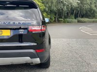 USED 2017 66 LAND ROVER DISCOVERY 2.0 SD4 HSE 5d 237 BHP Glass Panoramic Black Pack