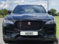 USED 2018 68 JAGUAR F-PACE 2.0 R-SPORT AWD 5d 177 BHP Glass Panoramic Black Pack