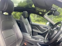 USED 2018 68 JAGUAR F-PACE 2.0 R-SPORT AWD 5d 177 BHP Glass Panoramic Black Pack