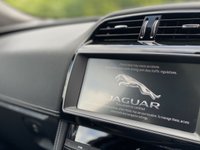 USED 2018 68 JAGUAR F-PACE 2.0 R-SPORT AWD 5d 177 BHP Glass Panoramic Black Pack